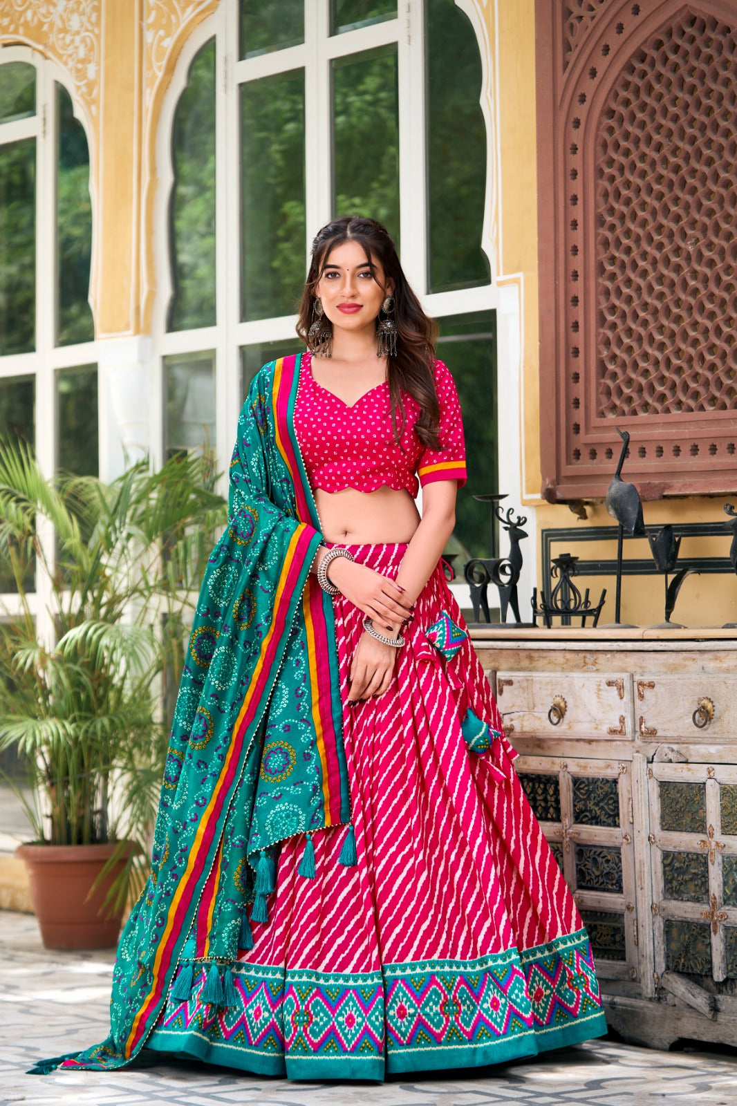 Elegant Flow of Leheriya Pattern Lehenga