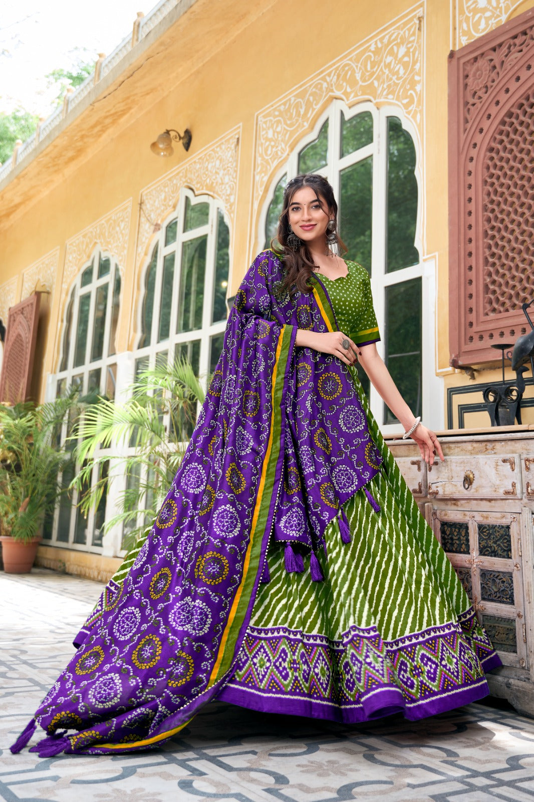 Elegant Flow of Leheriya Pattern Lehenga